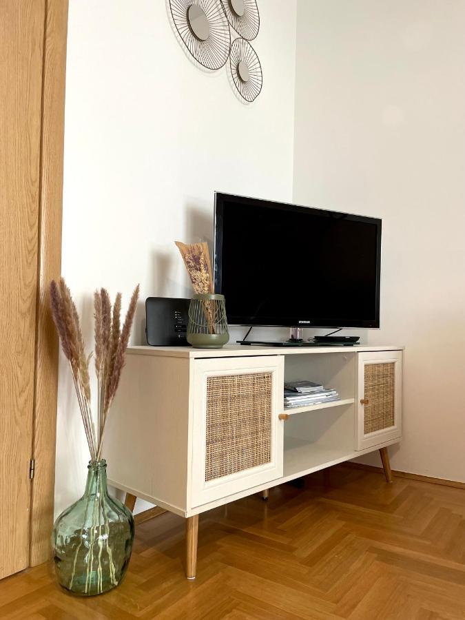 Apartment Dalmatino บาชกาโวดา ภายนอก รูปภาพ